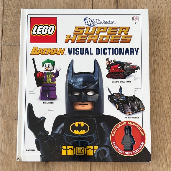 LEGO DC Super Heroes Batman‎ Visual Dictionary Book - Picture 1 of 6